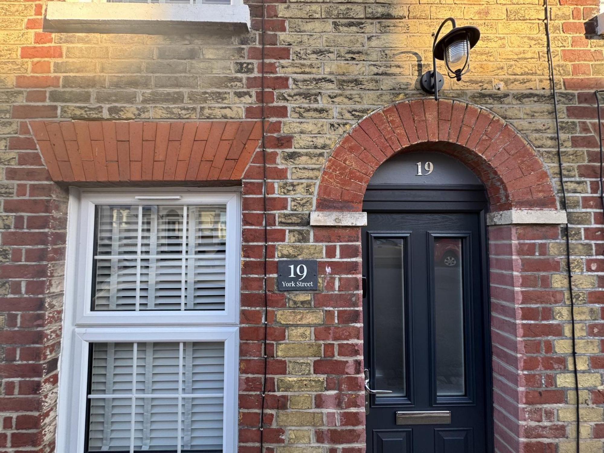 Вилла Driftwood House - Luxury Dog-Friendly Townhouse In Cowes, Steps From Marina Каус Экстерьер фото