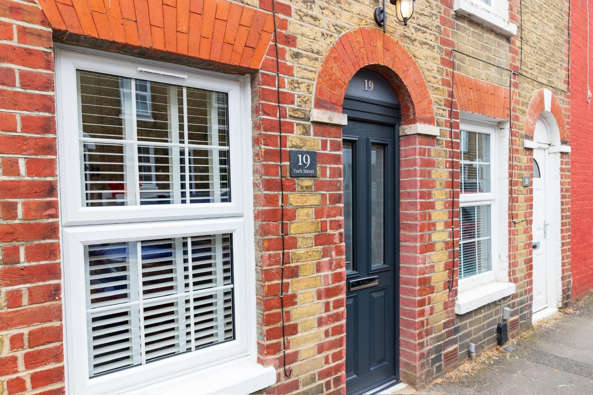 Вилла Driftwood House - Luxury Dog-Friendly Townhouse In Cowes, Steps From Marina Каус Экстерьер фото